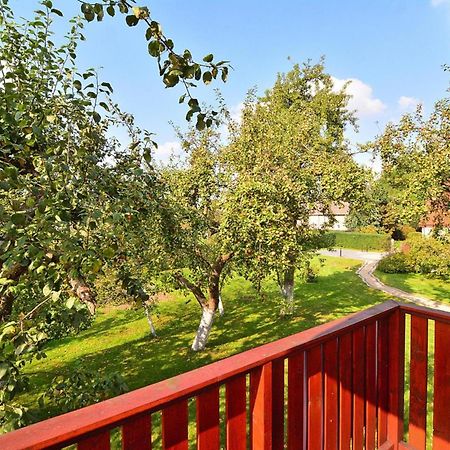 Holiday House With Large Garden, Noskowo Esterno foto
